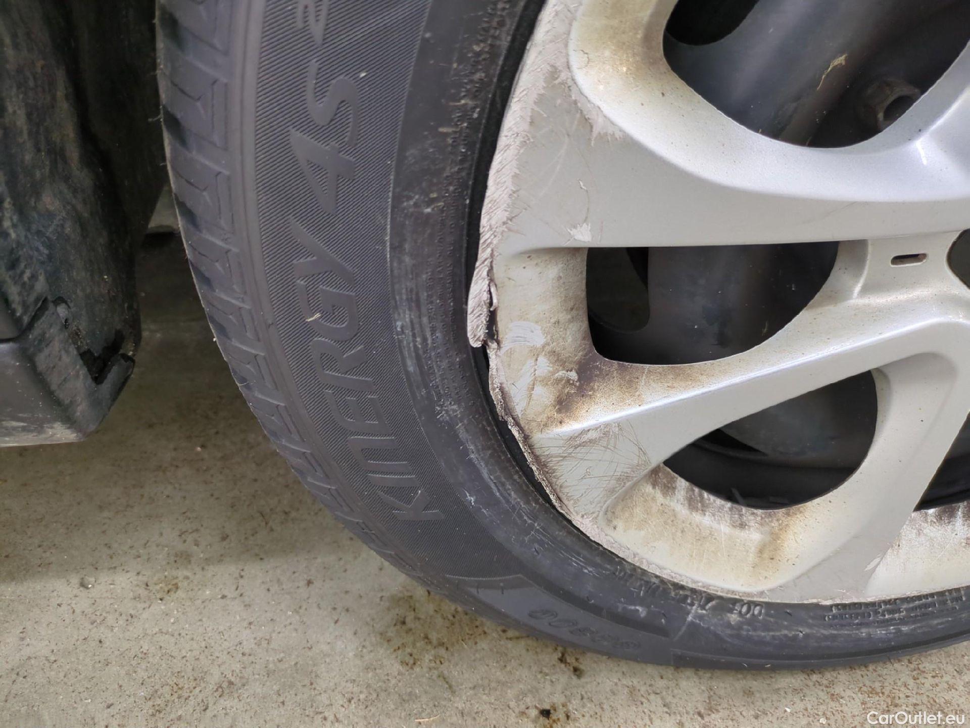  Citroen  C3  Société Feel 1.5 BlueHDI 100CV BVM5 E6dT #2