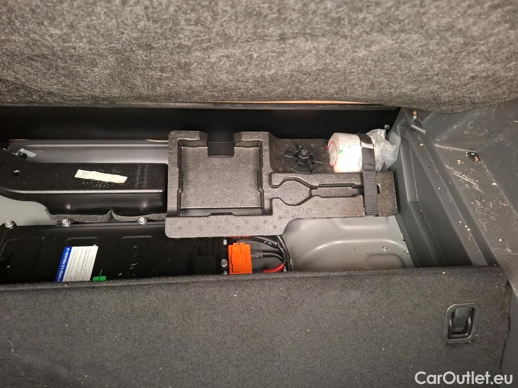  Hyundai  Bayon  / 2021 / 5P / SUV 1.0 T-GDI 100 HYBRID 48V INTUITIVE / TRANSFO VP/VF #16