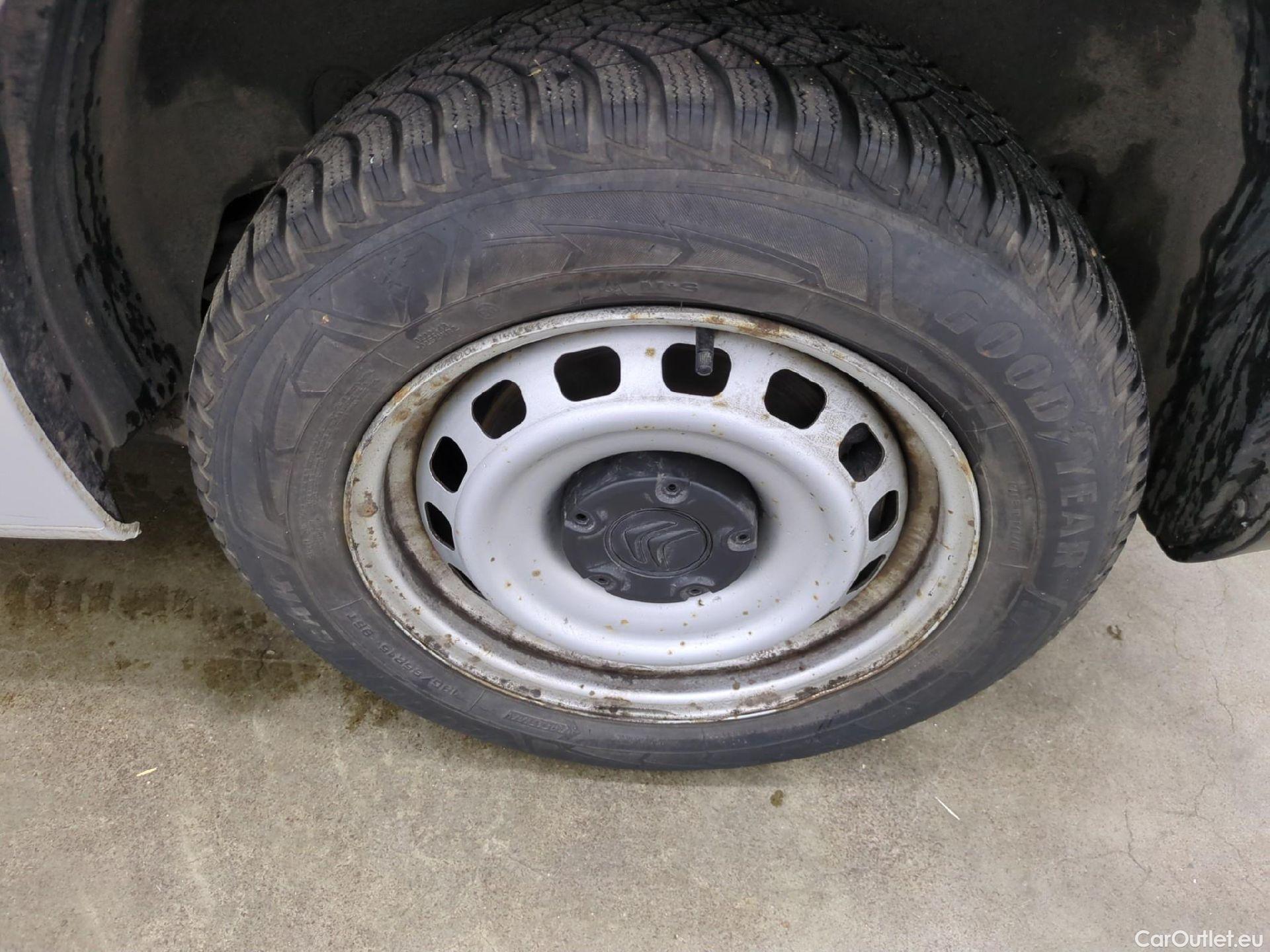  Citroen  Berlingo  Fourgon Club M 650 1.5 BlueHDi 75CV BVM5 E6dT #8