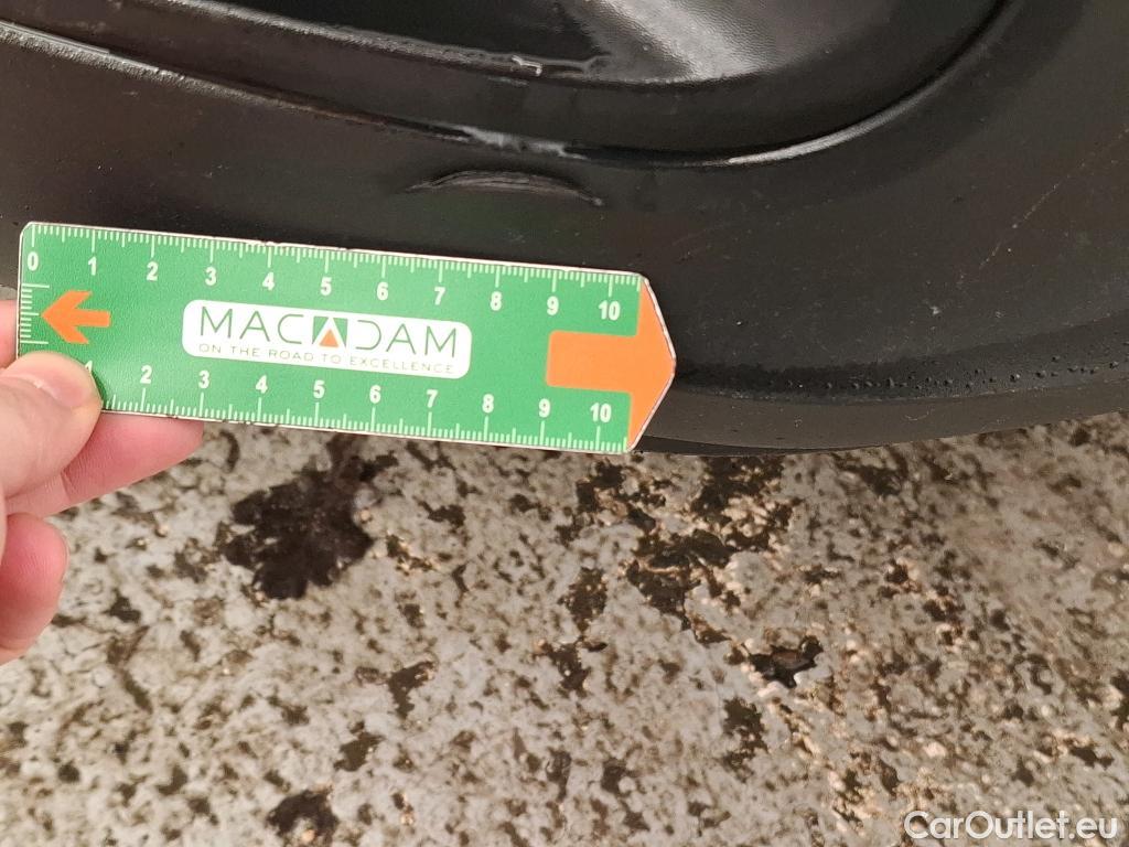  Citroen  C3  Société Feel Nav 1.5 BlueHDI 100CV BVM5 E6dT #2