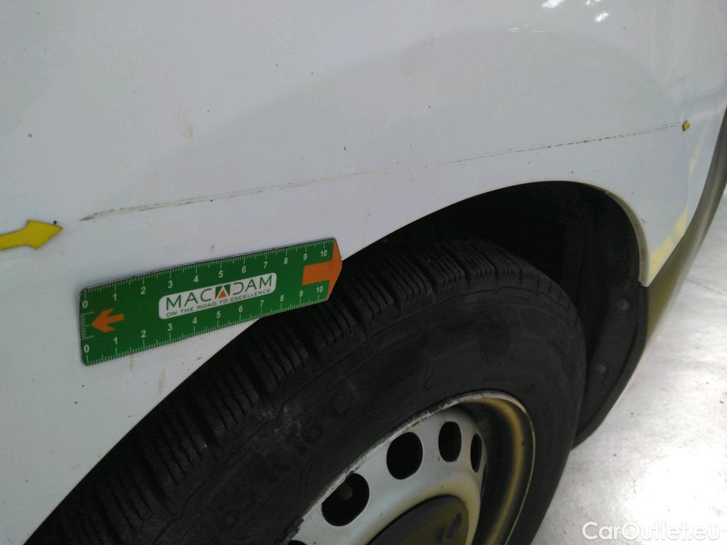  Citroen  Jumpy  Fourgon Club M 1.5 BlueHDi 100CV BVM6 E6d #64