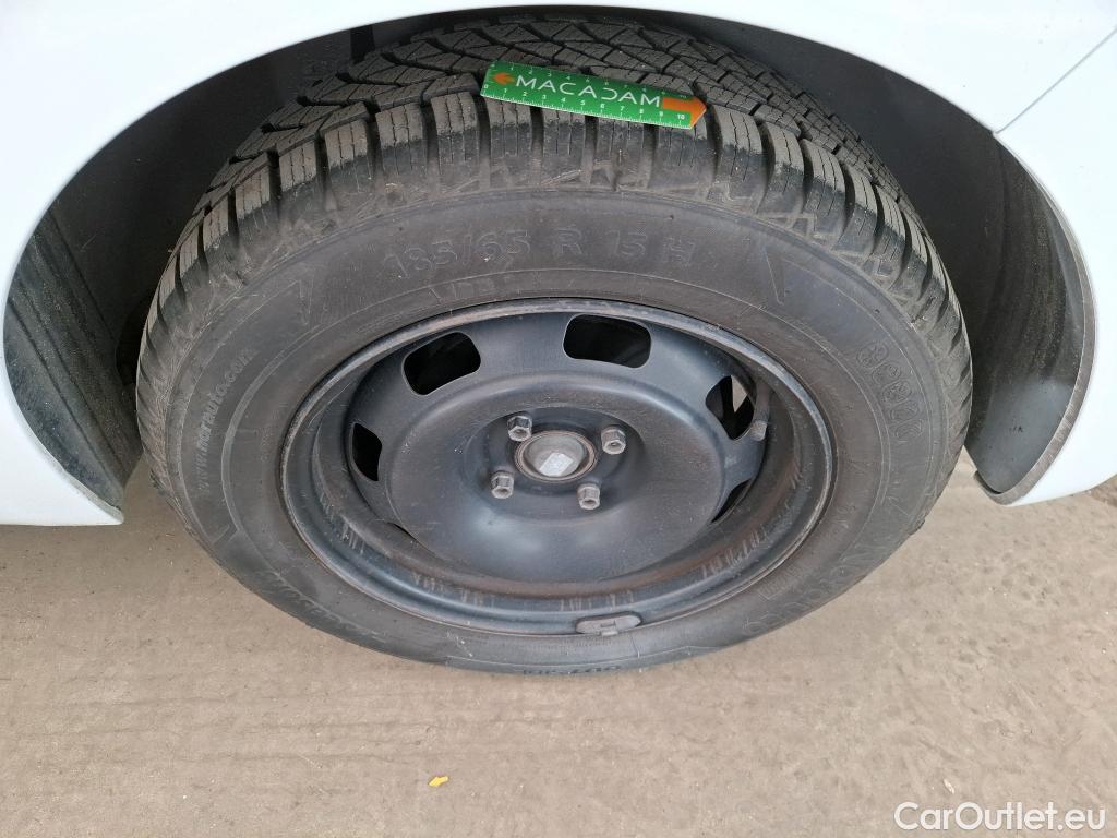  Peugeot  208  Affaire Premium 1.5 HDi 100CV BVM5 E6dT #17