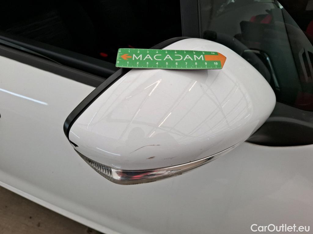  Peugeot  208  Affaire Premium 1.5 HDi 100CV BVM5 E6dT #25