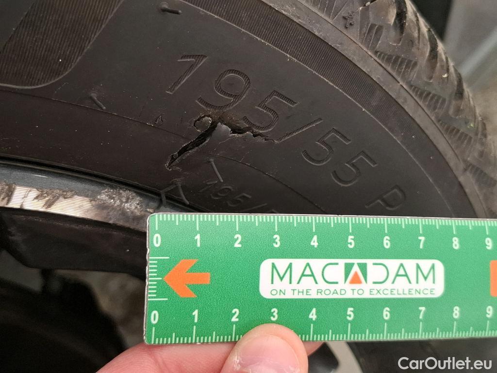  Hyundai  Bayon  / 2021 / 5P / SUV 1.0 T-GDI 100 HYBRID 48V INTUITIVE / TRANSFO VP/VF #8