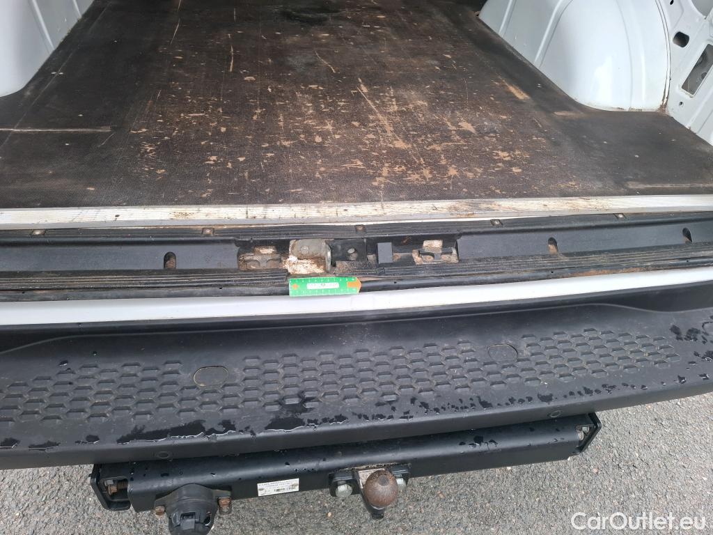  Iveco  Daily IVECO  VU 4p Fourgon 35S14NA8 V11 H2 3520 B POWER #10