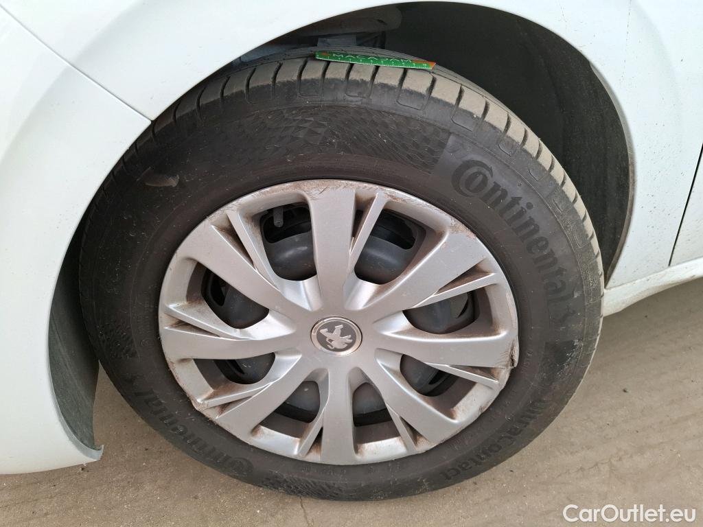  Peugeot  208  Affaire Premium 1.5 HDi 100CV BVM5 E6dT #15