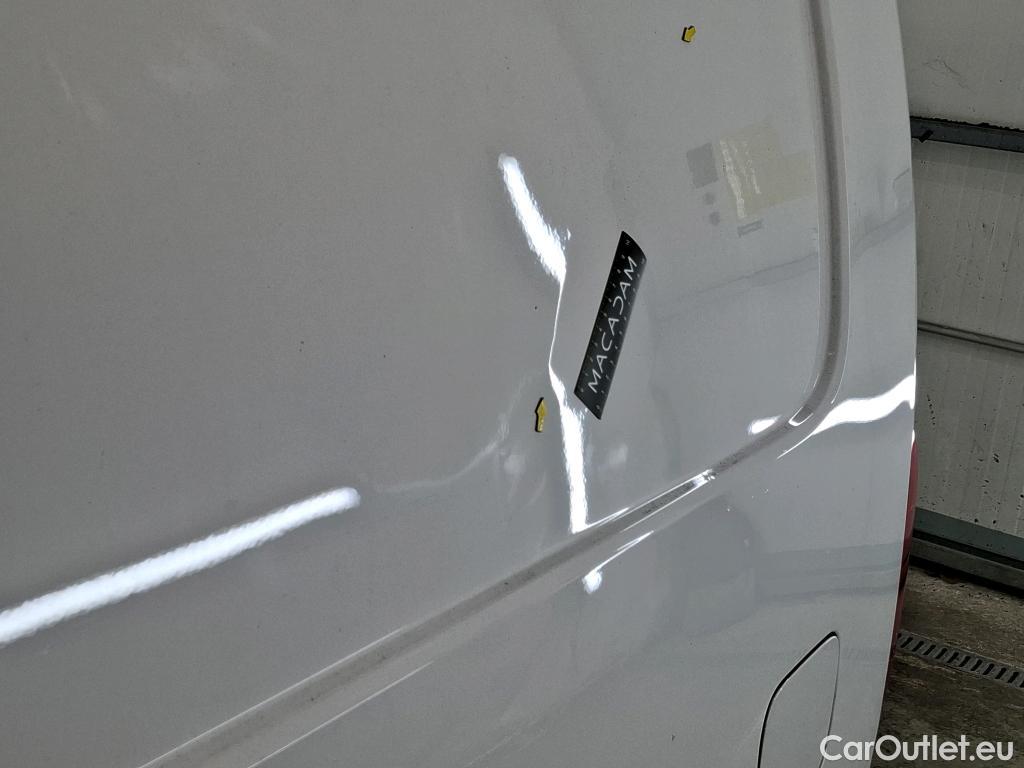  Volkswagen  Caddy VOLKSWAGEN  Maxi Van VU 4p Fourgonnette 2.0 TDI MAXI 150 Business Line Plus #16