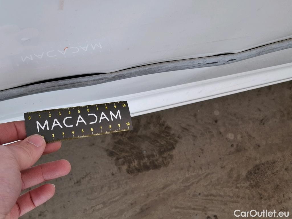  Volkswagen  Caddy VOLKSWAGEN  Maxi Van VU 4p Fourgonnette 2.0 TDI MAXI 150 Business Line Plus #62