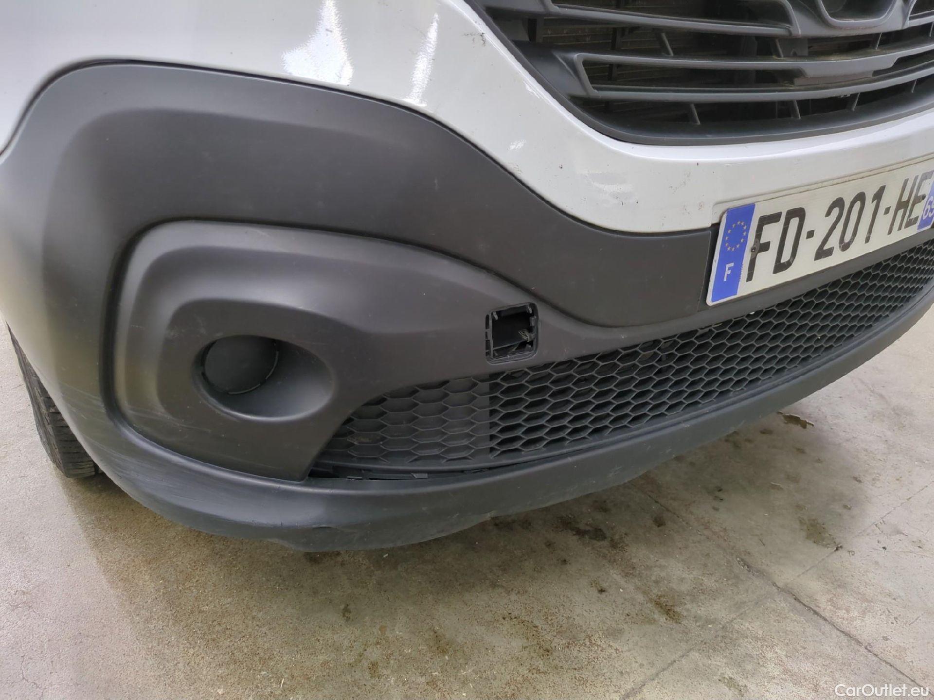  Renault  Trafic  Furgon Grand Confort L1H1 1200 1.6 dCi 125CV BVM6 E6 #32