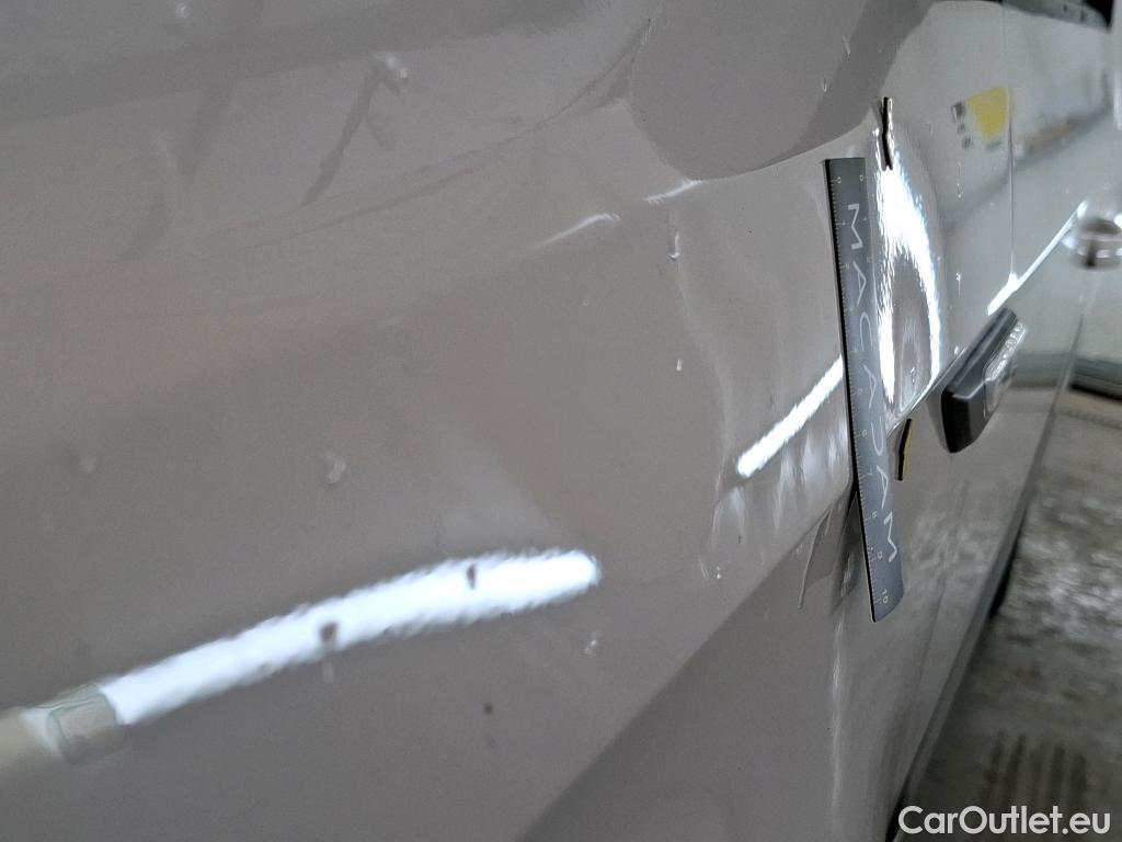  Volkswagen  Caddy VOLKSWAGEN  Maxi Van VU 4p Fourgonnette 2.0 TDI MAXI 150 Business Line Plus #52