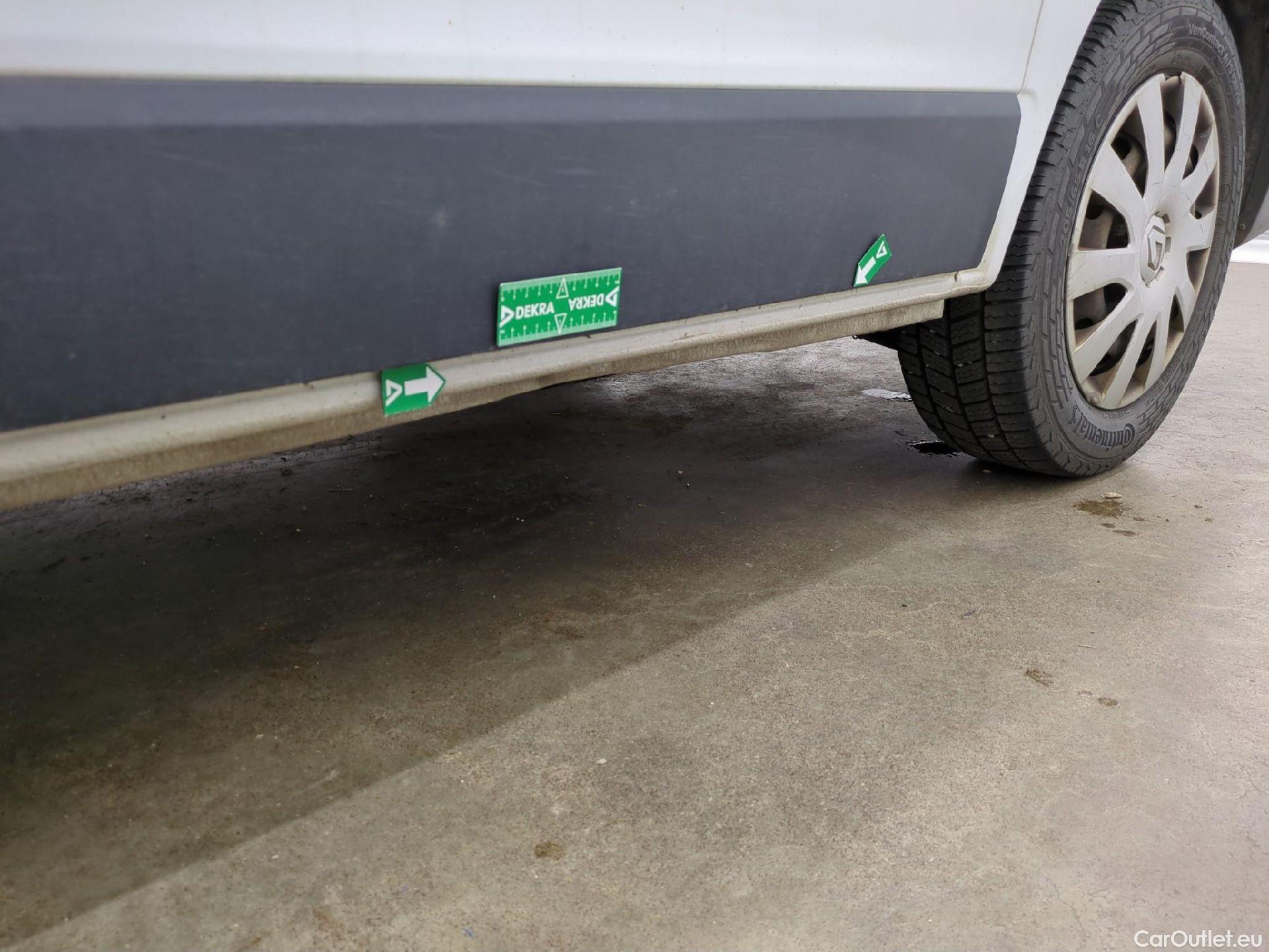  Renault  Trafic  Furgon Grand Confort L1H1 1200 1.6 dCi 125CV BVM6 E6 #38