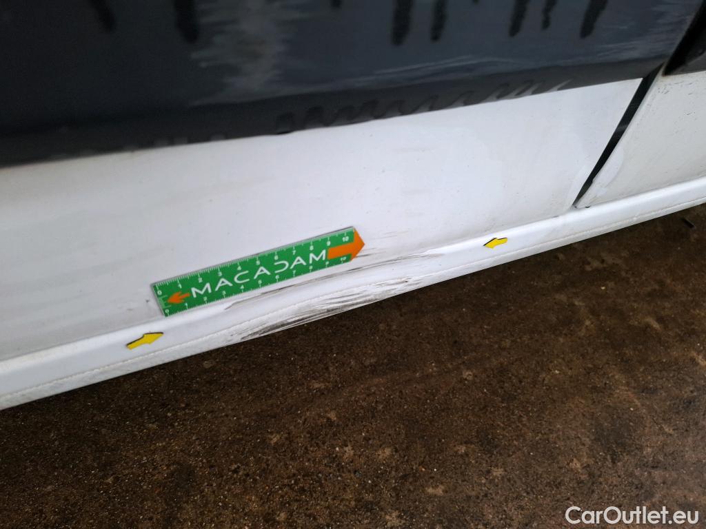  Toyota  Proace TOYOTA  City / 2019 / 4P / Fourgonnette 1.5 Medium 100 D-4D Business #10