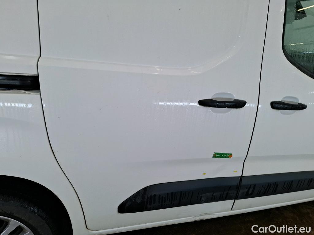  Toyota  Proace TOYOTA  City / 2019 / 4P / Fourgonnette 1.5 Medium 100 D-4D Business #1