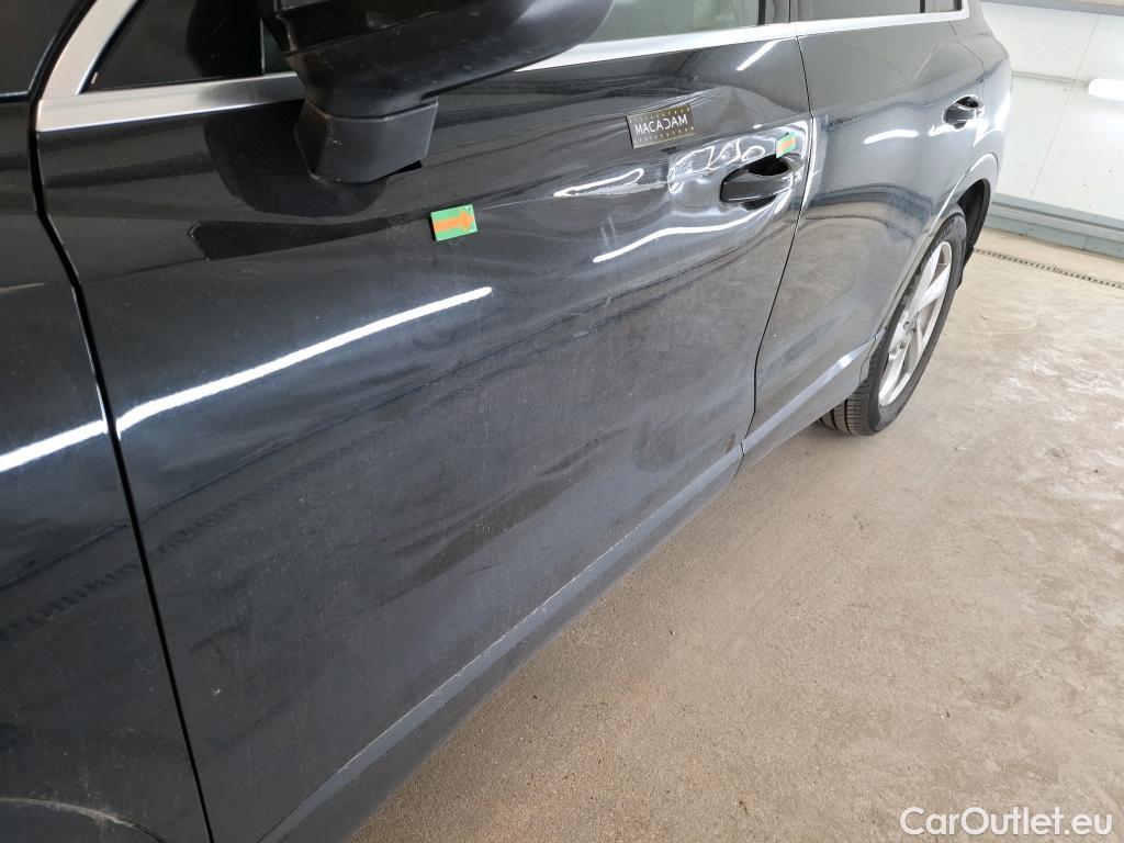  Audi  Q3  35 TFSI Design luxe 1.5 TFSI 150CV BVA7 E6dT #1