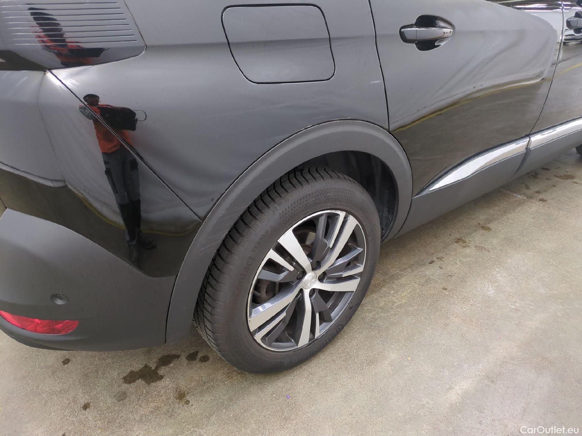  Peugeot  5008  Allure Pack 1.5 HDi 130CV BVA8 7 Sieges E6d #49