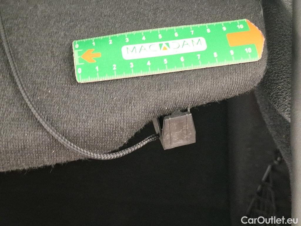  Bmw  X2 Série  sDrive 18i Lounge 1.5 135CV BVA7 E6d #30