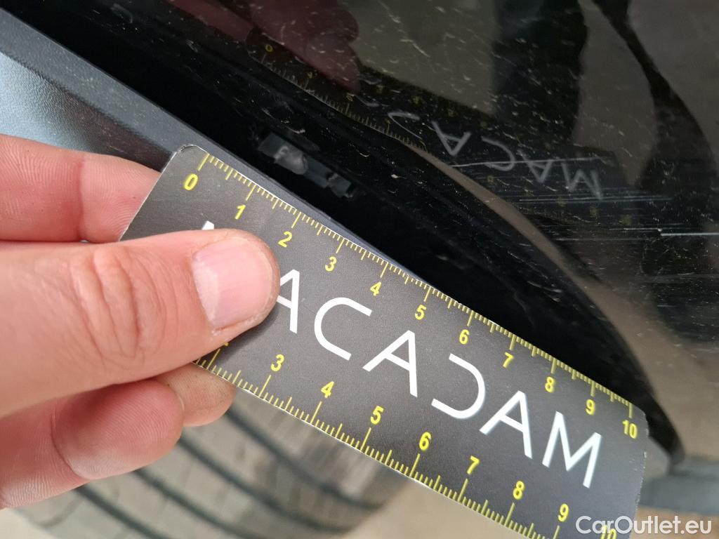  Nissan  Juke NISSAN  / 2019 / 5P / Crossover Hybrid 143 Business Edition #19