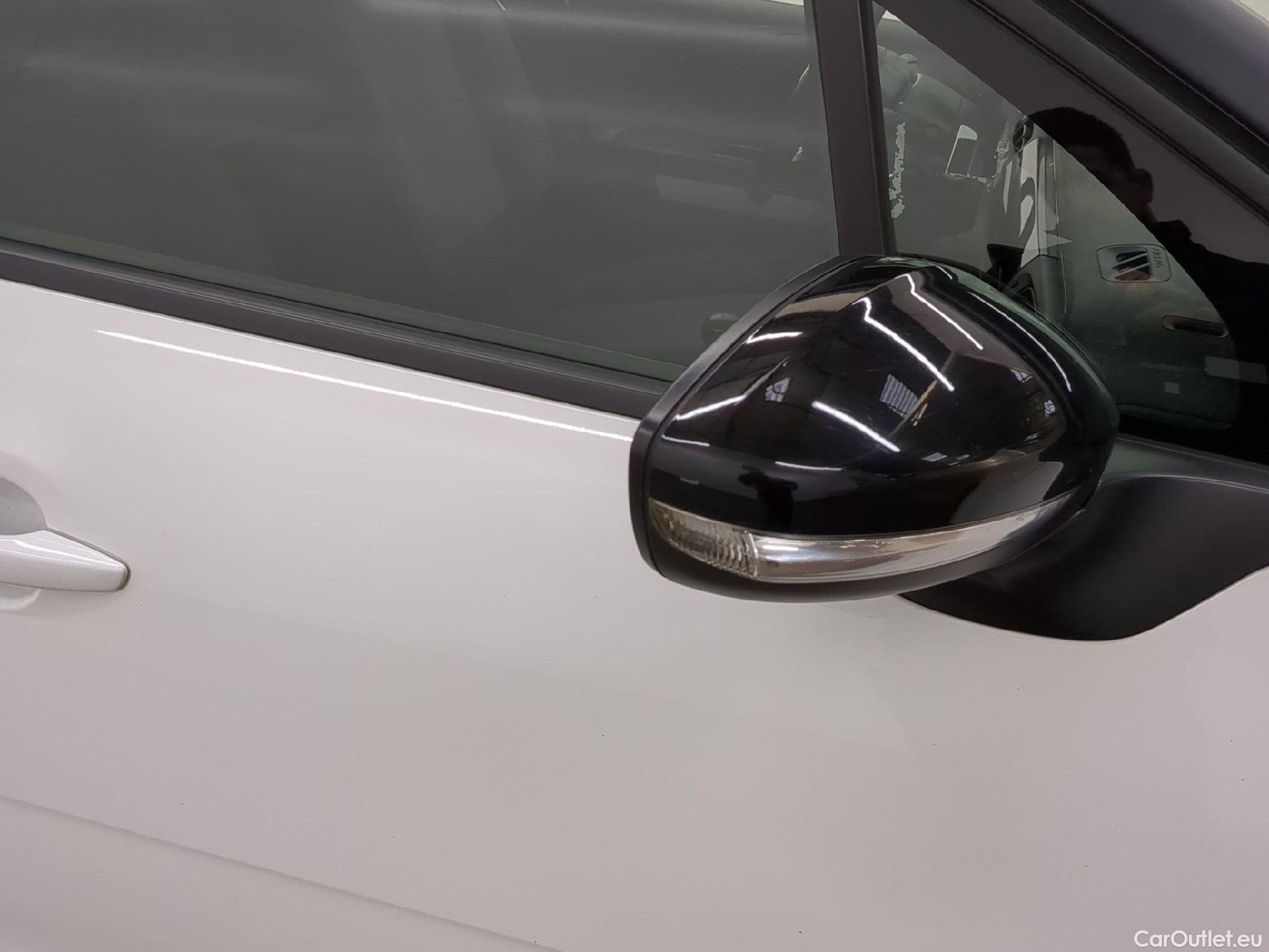  Citroen  C3  Société Feel 1.5 BlueHDI 100CV BVM6 E6d #6