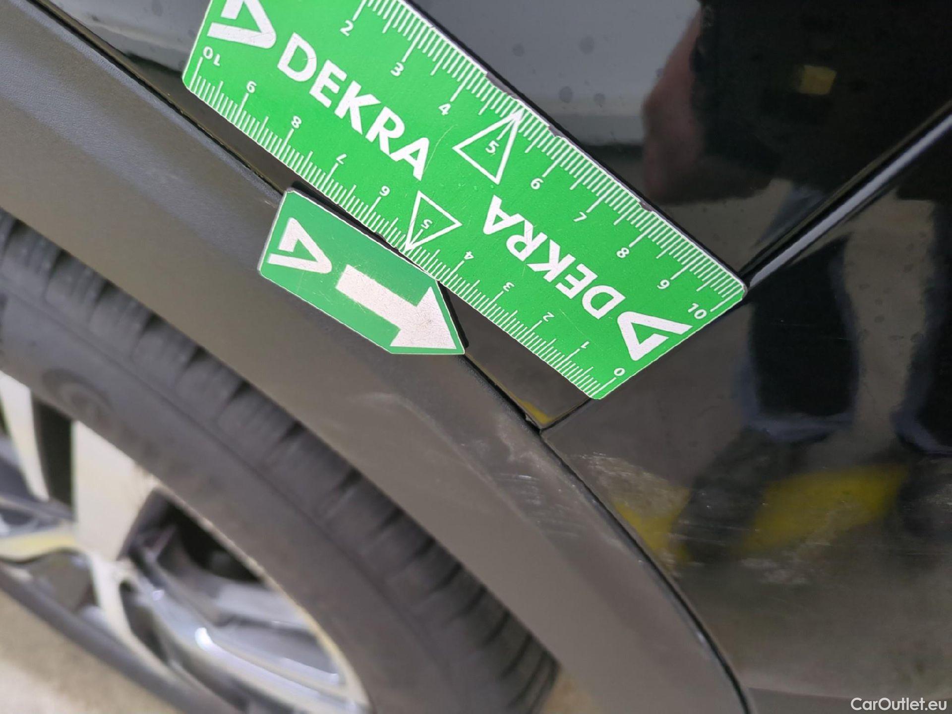  Peugeot  5008  Allure Pack 1.5 HDi 130CV BVA8 7 Sieges E6d #35