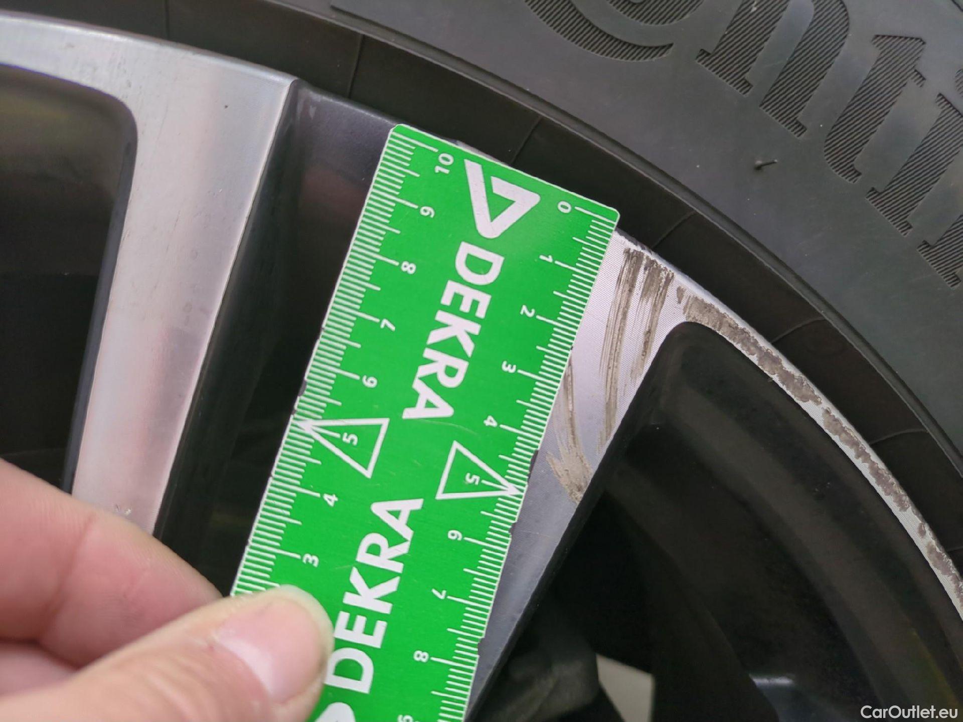  Peugeot  5008  Allure Pack 1.5 HDi 130CV BVA8 7 Sieges E6d #5