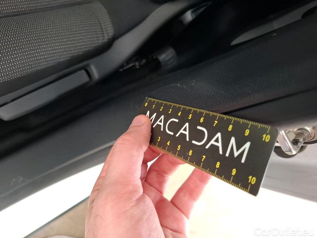  Citroen  C3 CITROEN  Société / 2020 / 5P / Berline / VU BlueHDi 100 SandS BVM6 Feel Business R #4