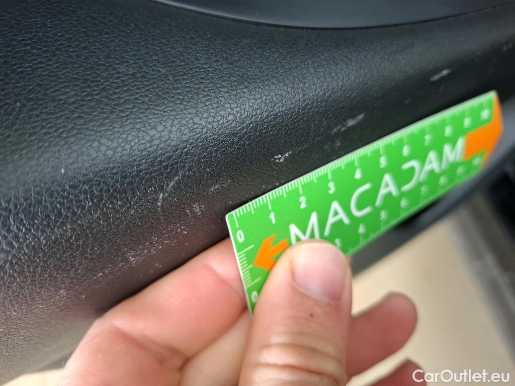  Hyundai  Tucson HYUNDAI  / 2020 / 5P / SUV 1.6 HYBRID 230 BUSINESS #9