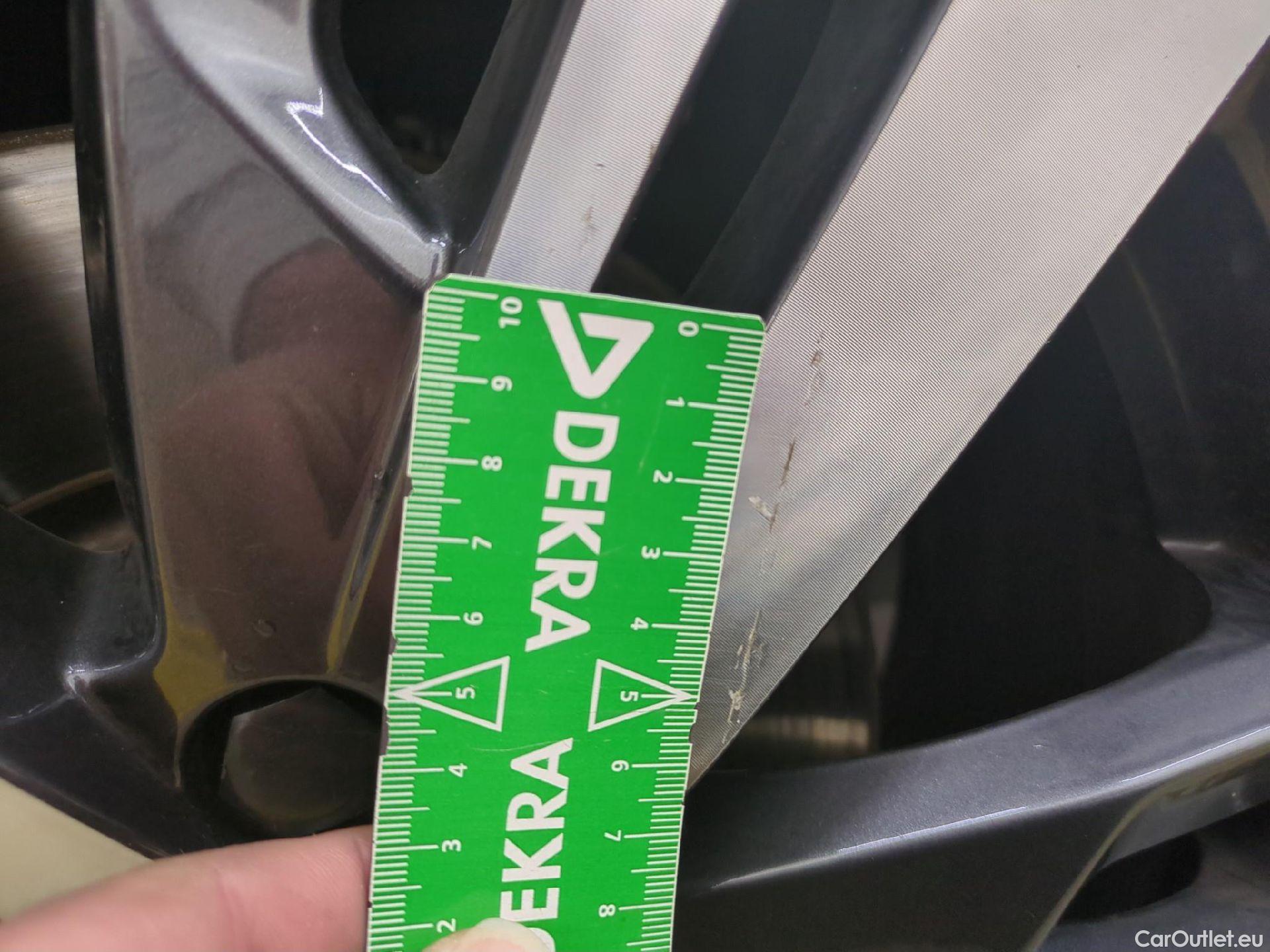  Peugeot  5008  Allure Pack 1.5 HDi 130CV BVA8 7 Sieges E6d #3