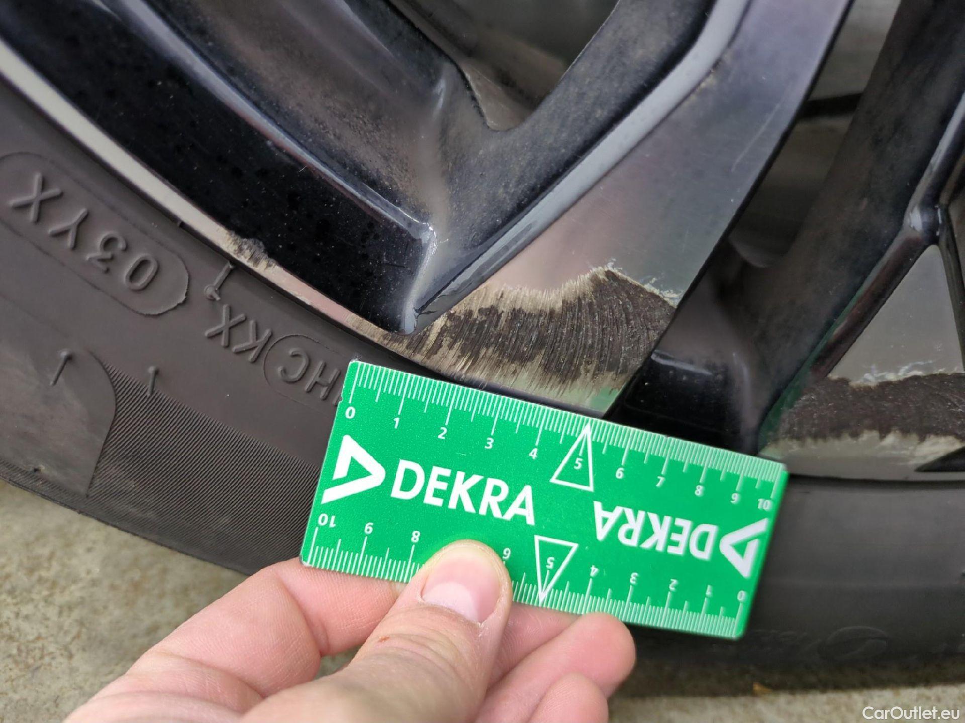  Peugeot  2008  Allure Business 1.5 HDi 110CV BVM6 E6d #9