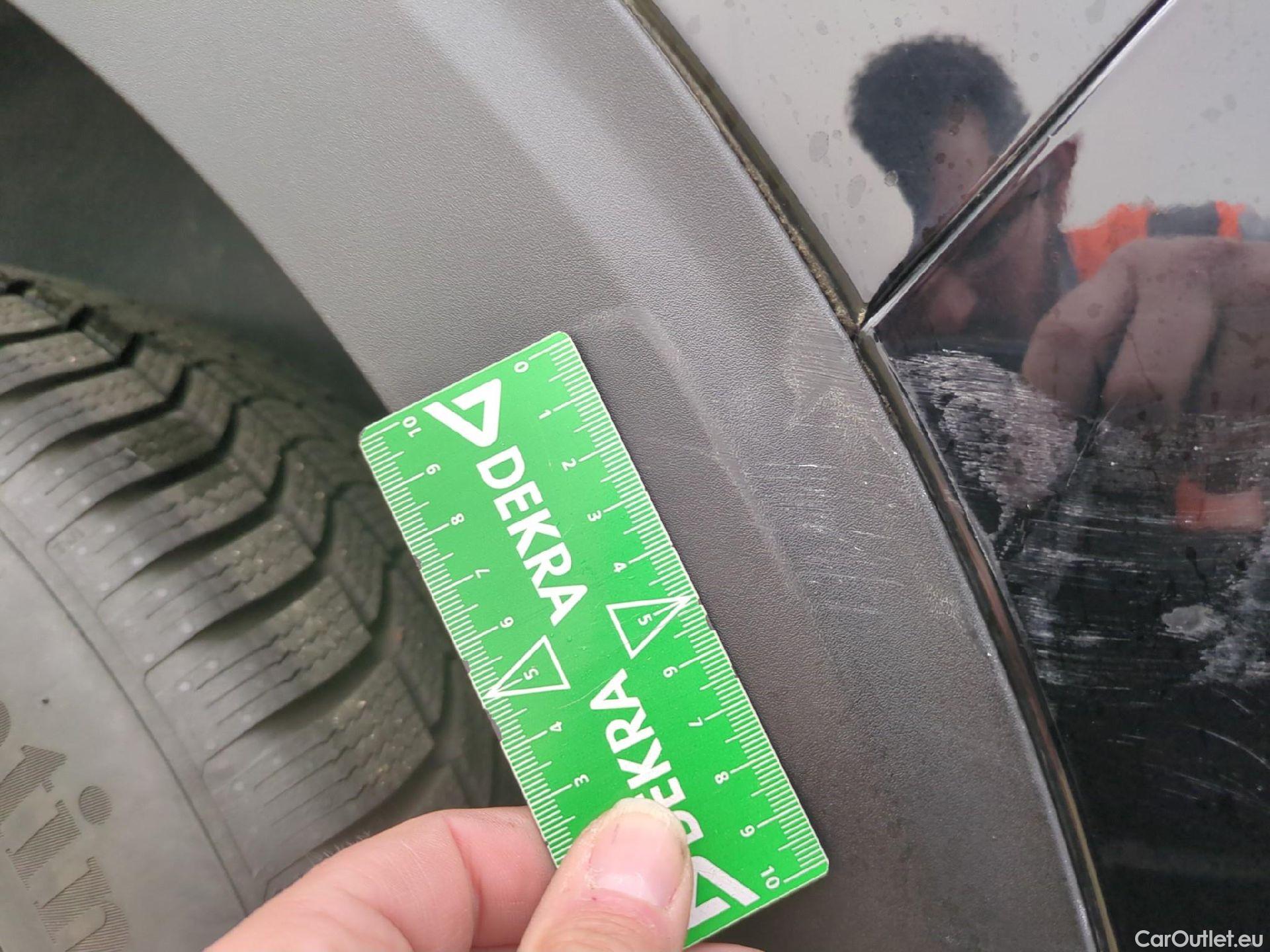  Peugeot  5008  Allure Pack 1.5 HDi 130CV BVA8 7 Sieges E6d #38