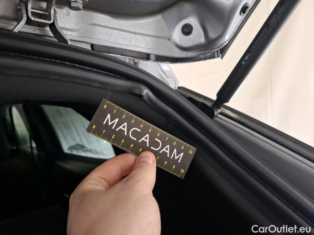  Peugeot  2008  Allure Pack 1.5 HDi 130CV BVA8 E6d #8