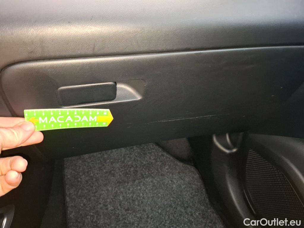  Hyundai  Tucson HYUNDAI  / 2020 / 5P / SUV 1.6 HYBRID 230 BUSINESS #4