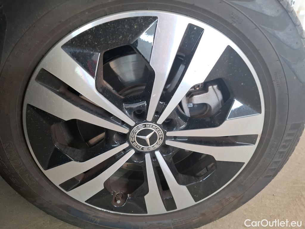  Mercedes  GLA MERCEDES-BENZ  / 2023 / 5P / SUV  250 e Business Line DCT #11