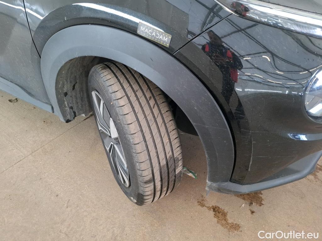  Nissan  Juke NISSAN  / 2019 / 5P / Crossover Hybrid 143 Business Edition #18