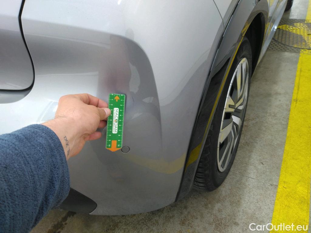  Peugeot  208  (e-) Active Business 50kWh BVA #12