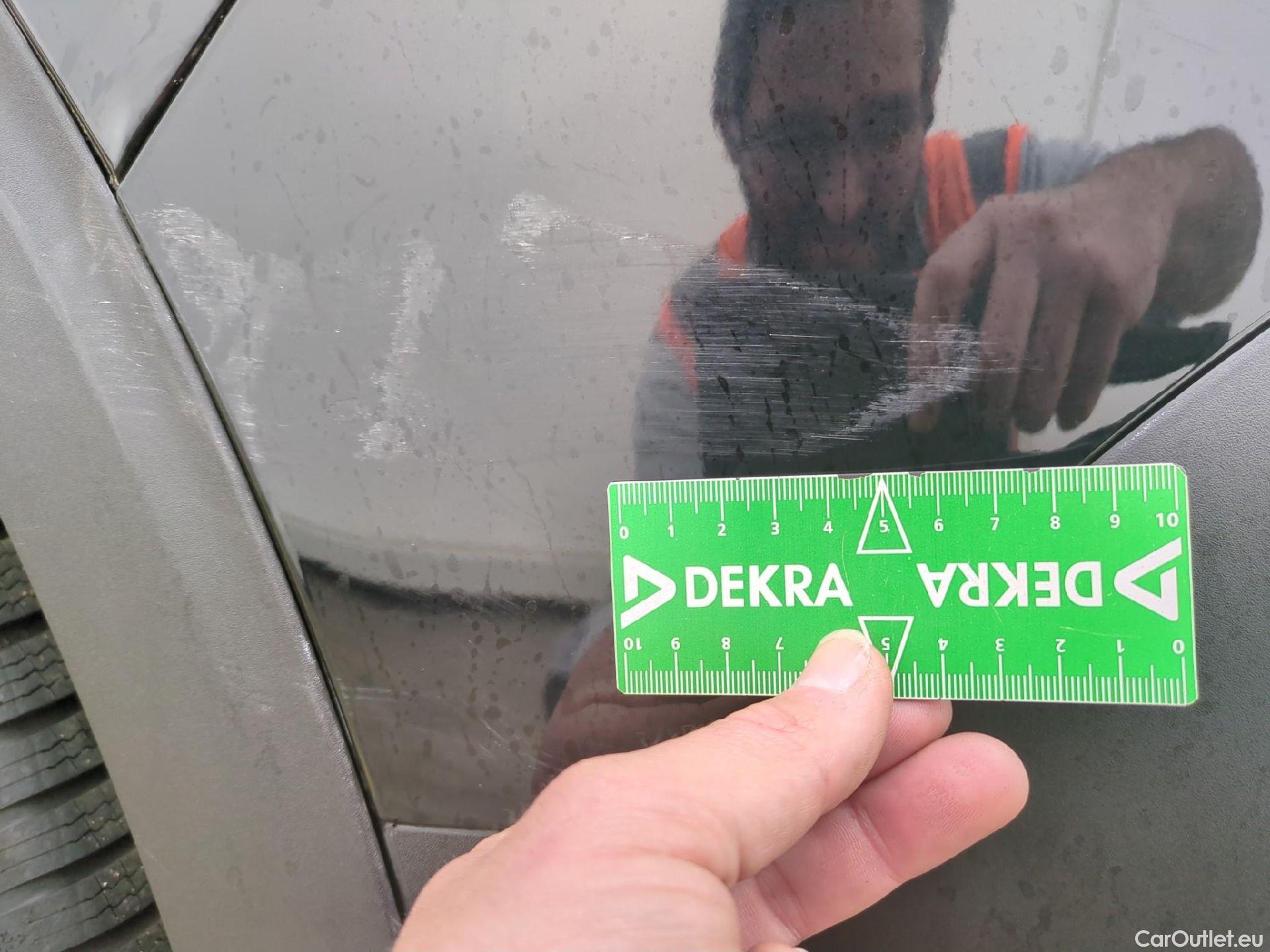  Peugeot  5008  Allure Pack 1.5 HDi 130CV BVA8 7 Sieges E6d #40