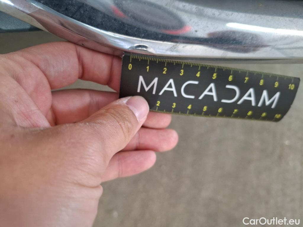  Mercedes  GLA MERCEDES-BENZ  / 2023 / 5P / SUV  250 e Business Line DCT #6