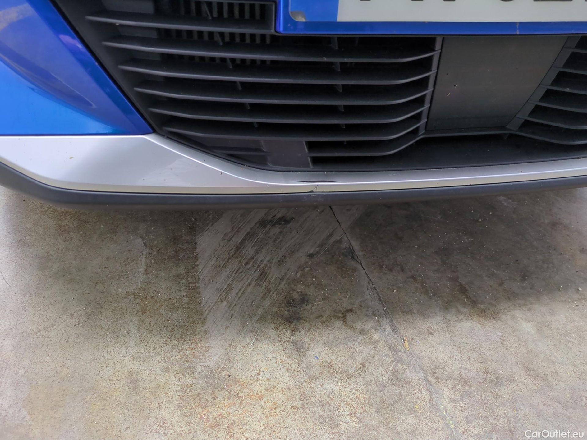  Peugeot  2008  Allure Business 1.5 HDi 110CV BVM6 E6d #21