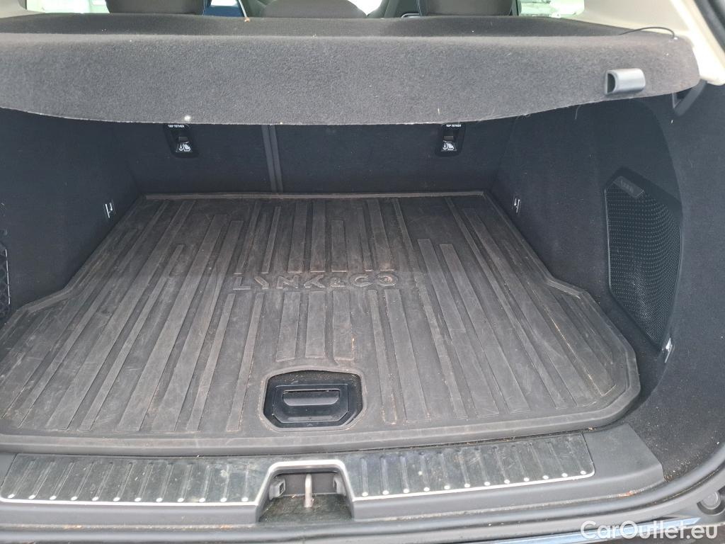  LYNK & Co  01 LYNK & CO  / 2020 / 5P / SUV 1.5 261ch  Hybride Rechargeable OPERATION STOCK #6