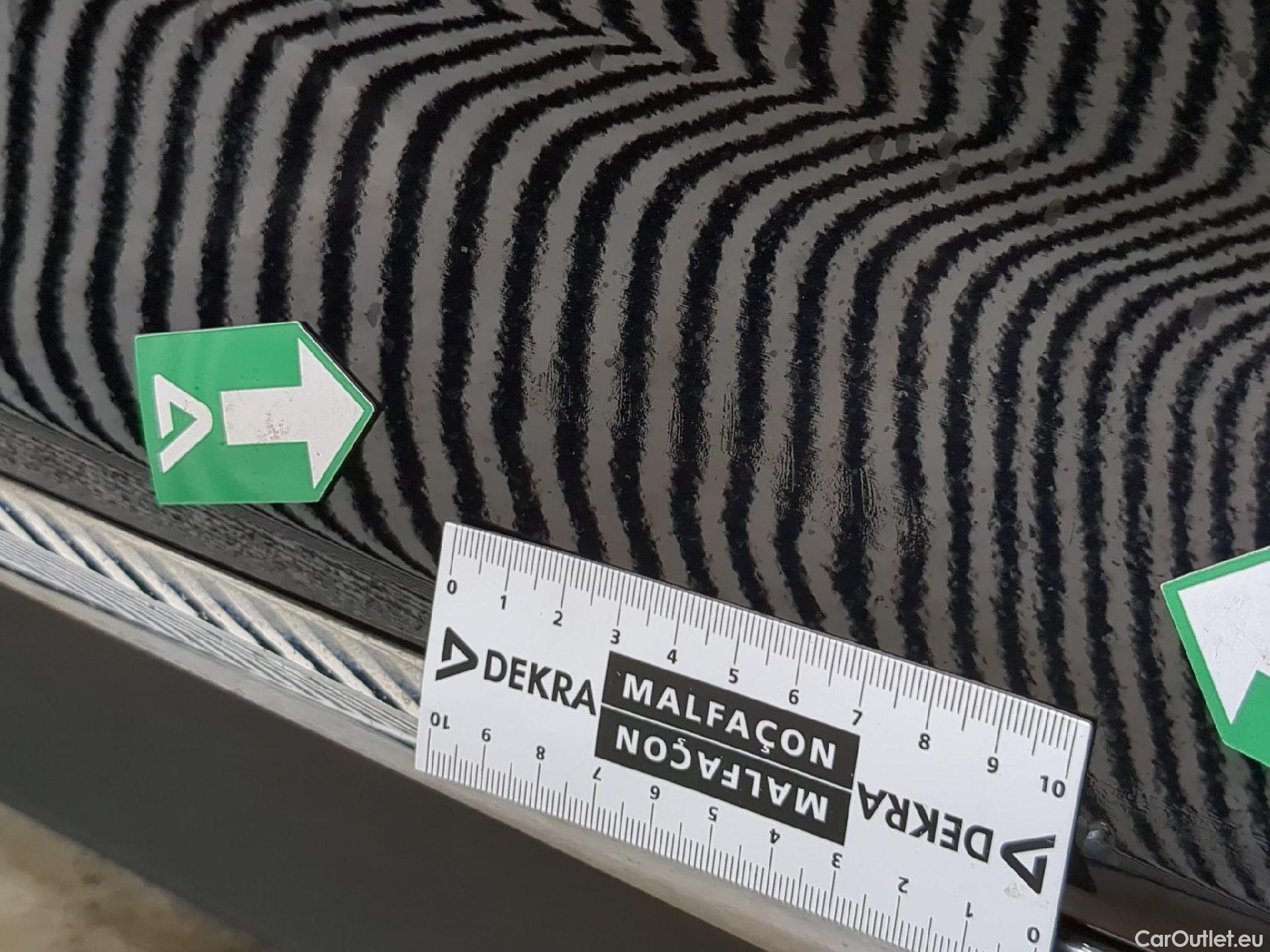  Volkswagen  T-ROC VOLKSWAGEN  / 2017 / 5P / SUV 1.5 TSI 150 EVO CARAT DSG7 #34