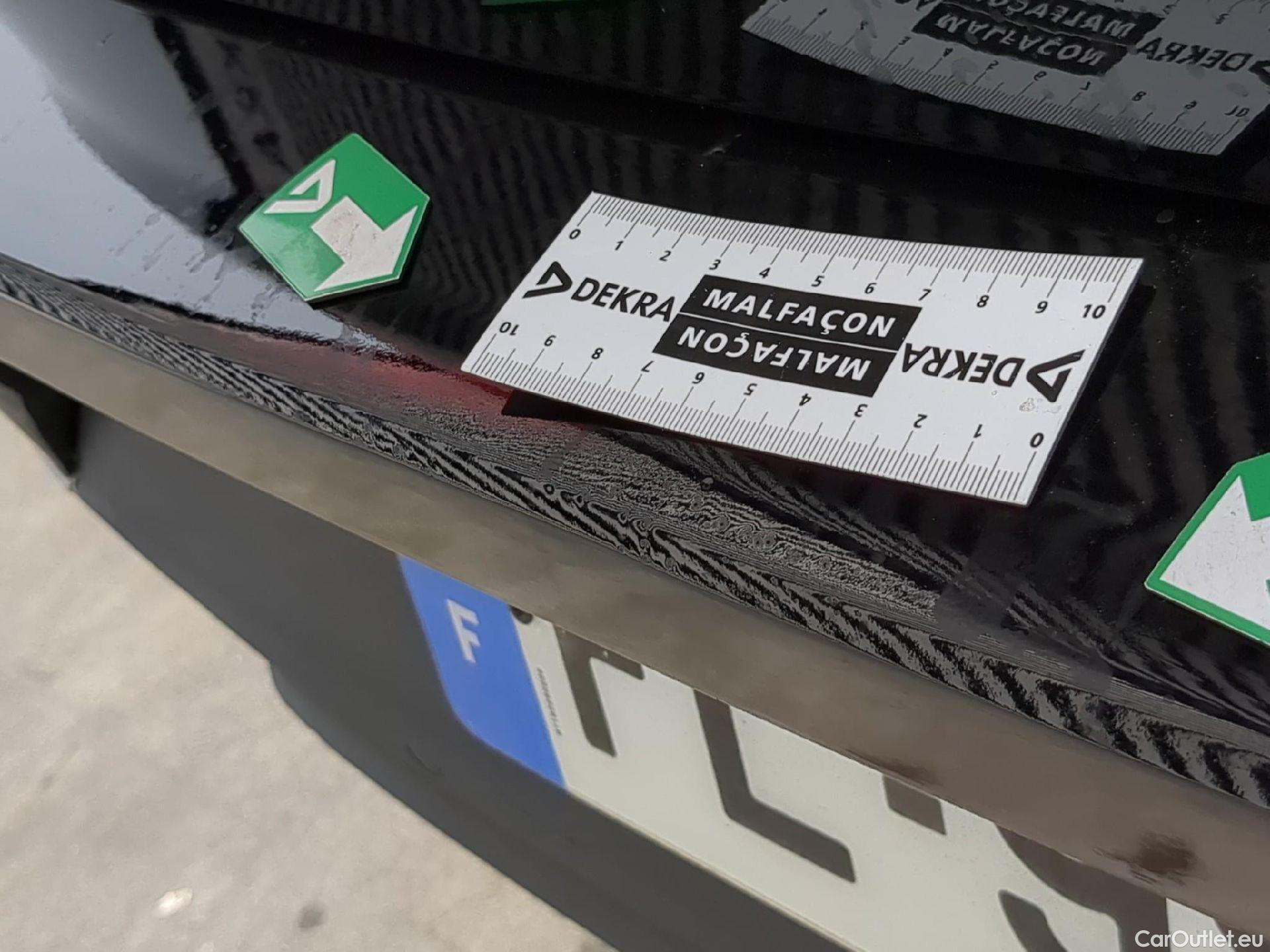  Volkswagen  T-ROC VOLKSWAGEN  / 2017 / 5P / SUV 1.5 TSI 150 EVO CARAT DSG7 #47