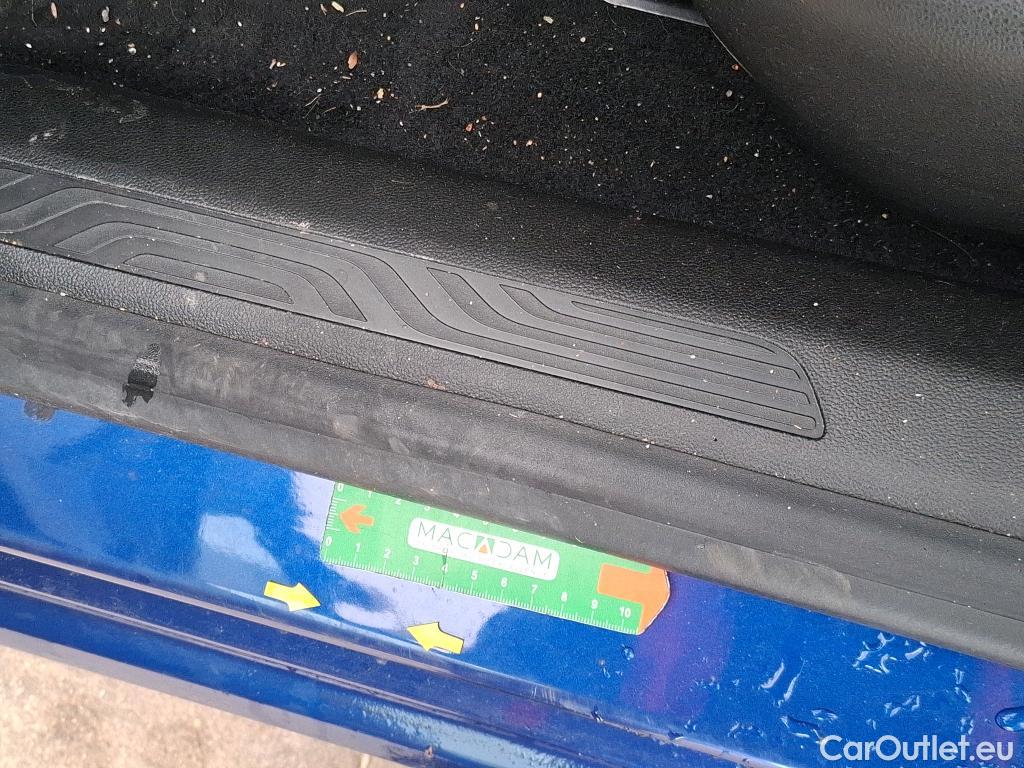  Renault  Megane  IV Berline 5 ptes. Techno 1.5 dCi 115CV BVM6 E6d #14