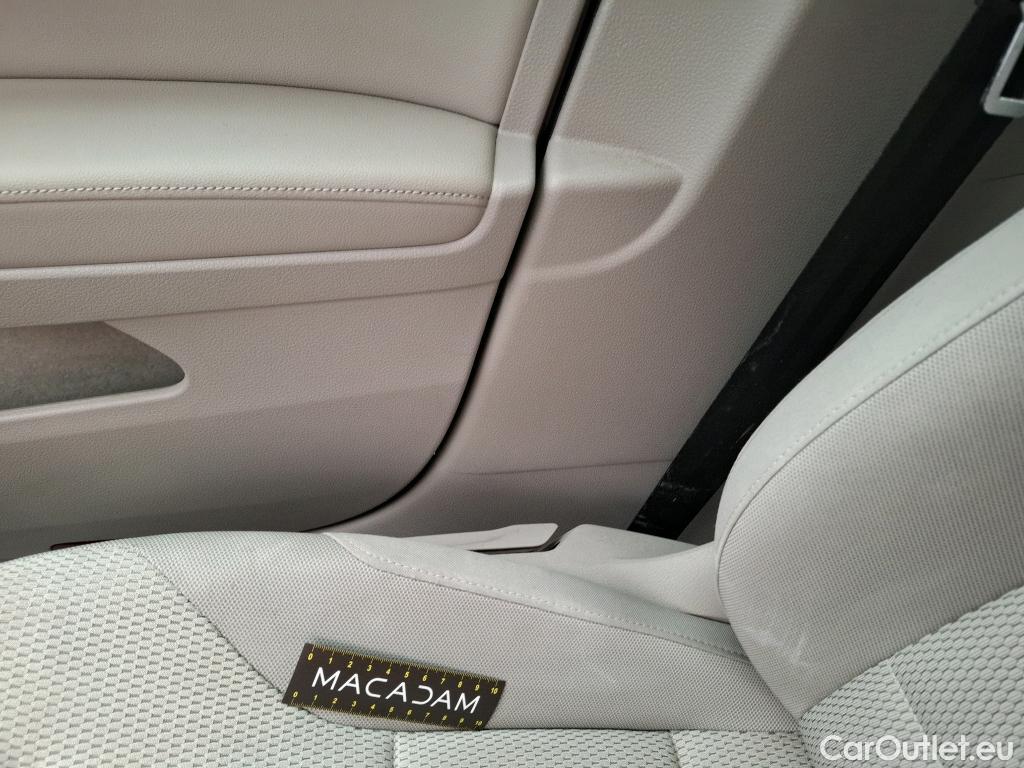  Volkswagen  Golf  VII Berline Confortline Business BMT 1.6 TDI 115CV BVM5 E6dT #39