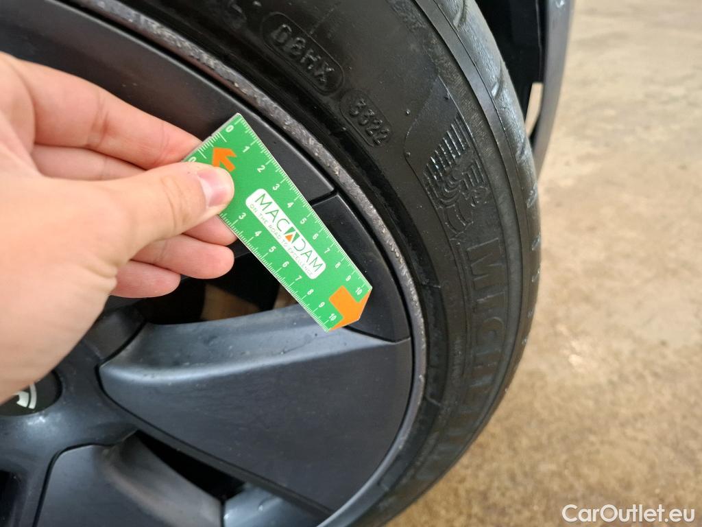  Tesla  Model 3 TESLA  / 2018 / 4P / Berline Propulsion #14