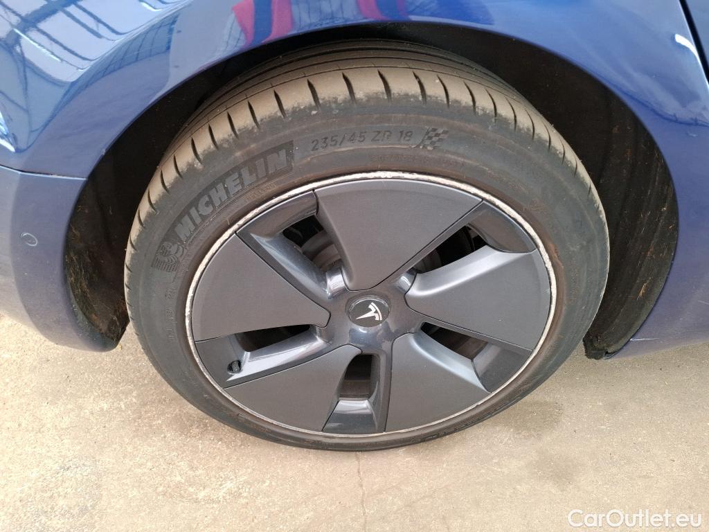  Tesla  Model 3 TESLA  / 2018 / 4P / Berline Autonomie Standard Plus RWD #26