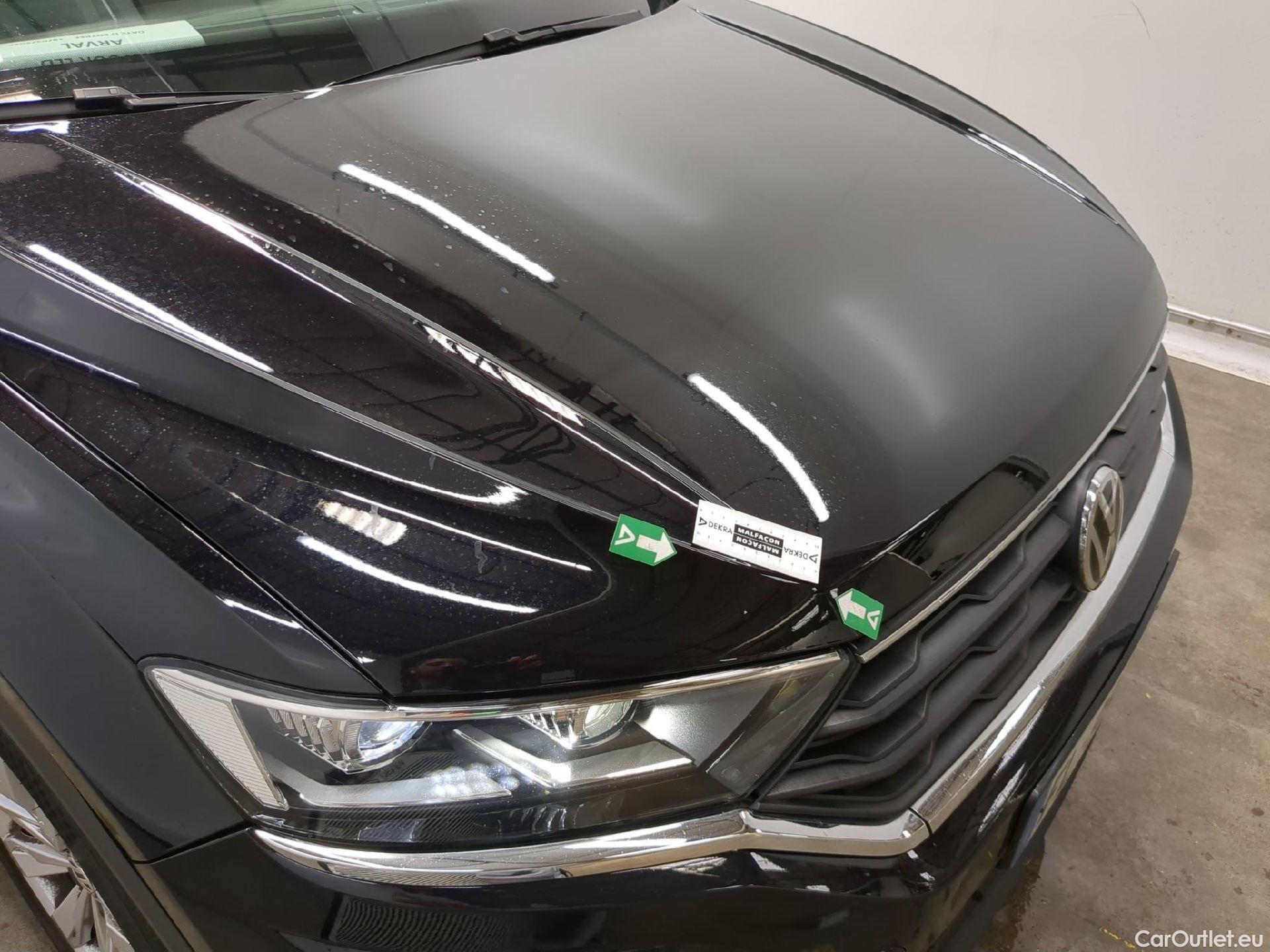  Volkswagen  T-ROC VOLKSWAGEN  / 2017 / 5P / SUV 1.5 TSI 150 EVO CARAT DSG7 #39