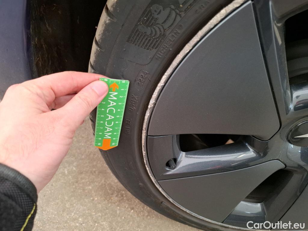  Tesla  Model 3 TESLA  / 2018 / 4P / Berline Autonomie Standard Plus RWD #14