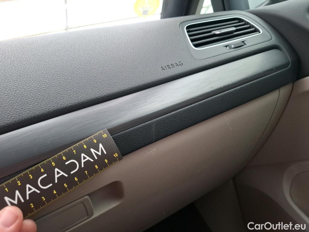  Volkswagen  Golf  VII Berline Confortline Business BMT 1.6 TDI 115CV BVM5 E6dT #37