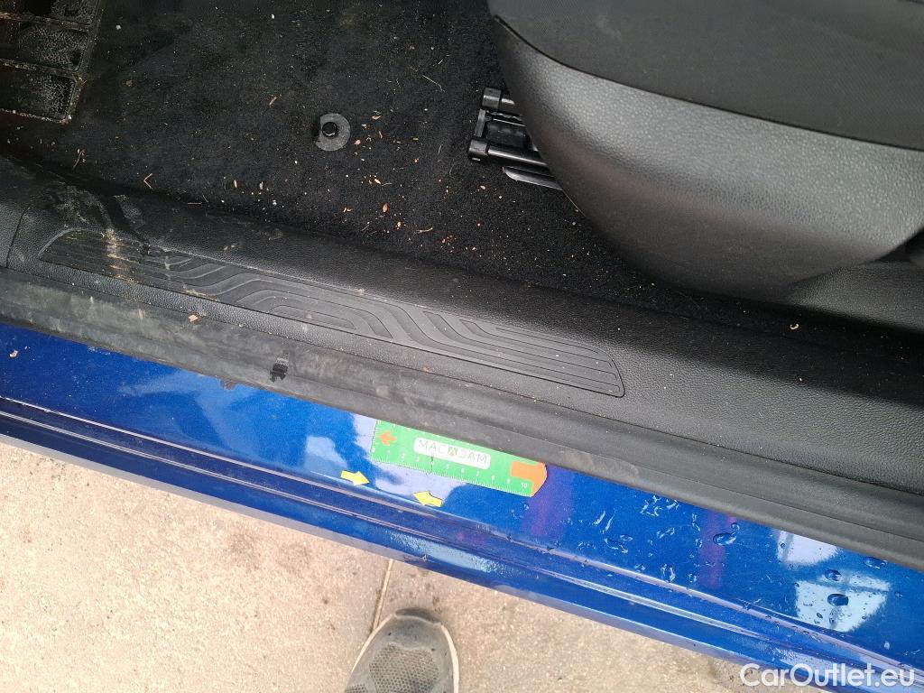  Renault  Megane  IV Berline 5 ptes. Techno 1.5 dCi 115CV BVM6 E6d #13