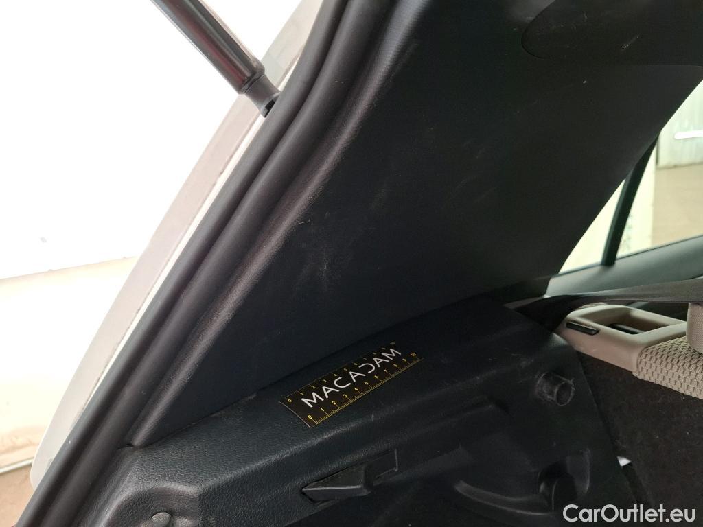  Volkswagen  Golf  VII Berline Confortline Business BMT 1.6 TDI 115CV BVM5 E6dT #49