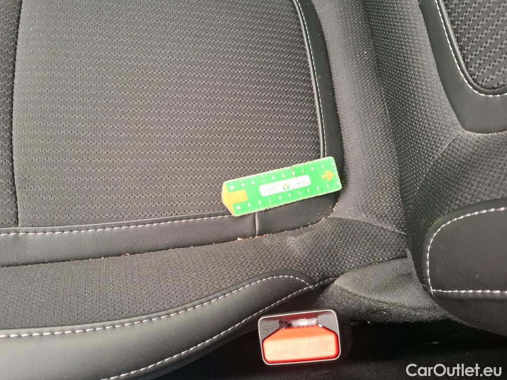  Renault  Megane  IV Berline 5 ptes. Techno 1.5 dCi 115CV BVM6 E6d #18